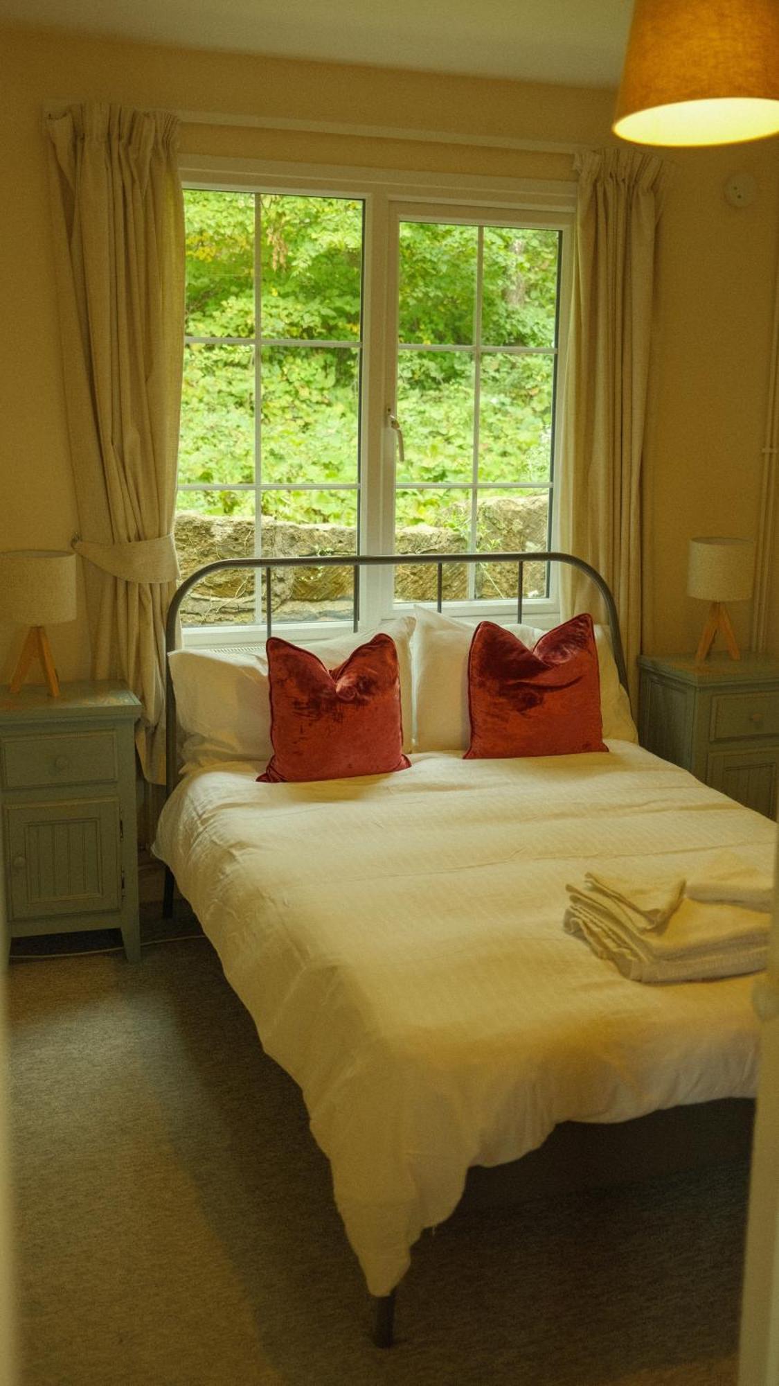 Spacious Home In Bath, Nature And City! 외부 사진